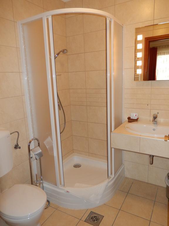 Bed and Breakfast Frittmann Borház Soltvadkert Habitación foto